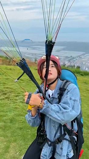 105_#paragliding #parapente #paraglider #paraglidinglife #fly #adventure #flying #gopro #paraglidingworld #sky #travel #paragliders #paraglide #paraglidingpilot #hikeandfly #skydiving #extremesports | Lory Sosthena
