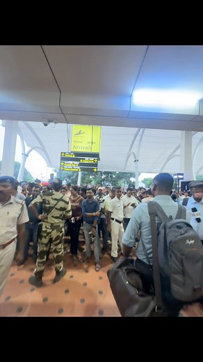Flying with spicejet with a religious book in my hand 🫶🏻🙏🏻❤️‍🔥✨🤍#AirIndiaCrash #MyCondolences #familesaffected #staystrong | Prava Chettri