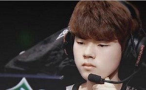 还记得离开一年了的Deft吗？deft在EDG的五杀集锦！