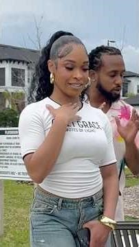 Dating a girl with red flags #funnyshorts #comedyvideos #couples