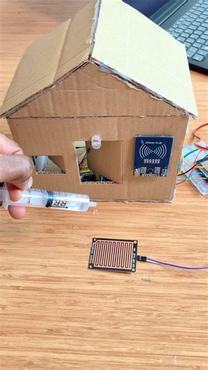 14K views · 118 reactions | Domotique : Contrôle automatique d’une porte avec le capteur de gouttes de pluie en utilisant le microcontrôleur ESP32 | Méchant Circuit | Facebook