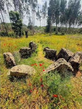 A Beautiful Megalith in Portugal | Dolmen I de Rego da Murta
