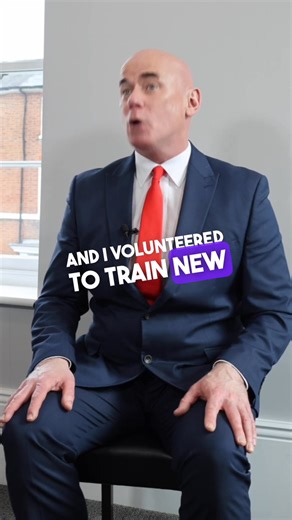 HOW TO INTRODUCE YOURSELF in a JOB INTERVIEW! #introduceyourself | CareerVidz