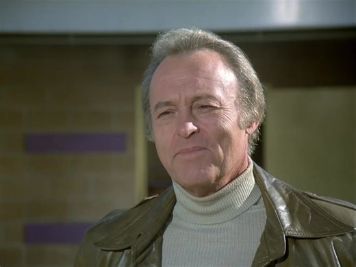 Farrah Fawcett and David Doyle in "The Big Tap Out." #farrahfawcett #daviddoyle #charliesangels | The Charlie's Angels Fandom