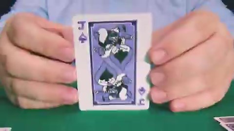 A special set of playing cards you might have seen at our PAX booth last week is arriving online today, along with new DELTARUNE shirts and pins!Available now: https://t.co/46f9OnDaLp