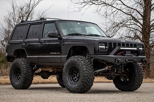Rough Country Lift Kit Jeep Cherokee XJ 4WD (1984-2001) 6.5