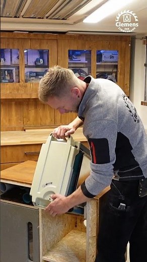 Ingenious workbench idea: How to build a flip-top table! 🔄🛠️ #craft #woodworking #diy