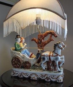 CAPODIMONTE Royal Carriage and Victorian Couple Lamp CIRCA 1960s - Etsy