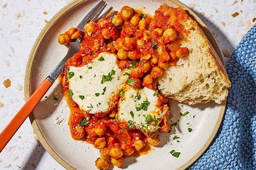Chickpeas in Tomato Sauce | The Mediterranean Dish
