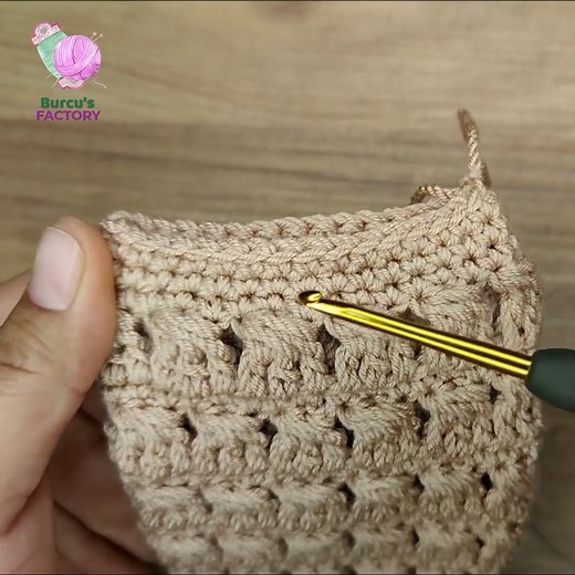 2.7K views · 47 reactions | Knitted phone case with a very easy technique | Burcu's Factory | Facebook
