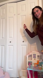 Closet turned reading nook. Would you try something like this? #closet #closetmakeover #readingnook #closet #diyhousetohome #diylookforless #diyhomedecor #diyprojects #diyproject #diybuilds #diyidea #woodworkher #womenwhobuild #buildlikeagirl #girlswithpowertools #woodworkingwoman #woodworkingwomen #carpenther #makersgonnamake | Built by Bec