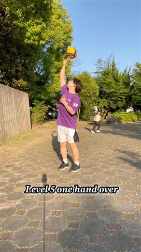【バレーボールが絶対上手くなる🏐】公園で1人でできるボールコントロール練習！#エクスプロージョン #鈴木美煌 #バレーボール #男子バレー