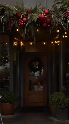 A BIG happy birthday shoutout to Travis!! 🎂 Let's spend the day with him as he shops all his wife’s faves for this special holiday (and birthday) edition of Whatcha Making Wednesday! 🎁 Products shown: ✩ Deeply Hydrating Universal Cream ✩ Sheer Defense Tinted Moisturizer ✩ Natural Lip Oil in Confetti ✩ Anti-Aging Complex Serum ✩ Micellar Water Makeup Remover ✩ Facial Cleansing Wipes ✩ Skin Refining Cleanser ✩ Foundation Primer Plus SPF 15 ✩ 24K Gold Firming Foundation Primer ✩ Anti-Aging Comple