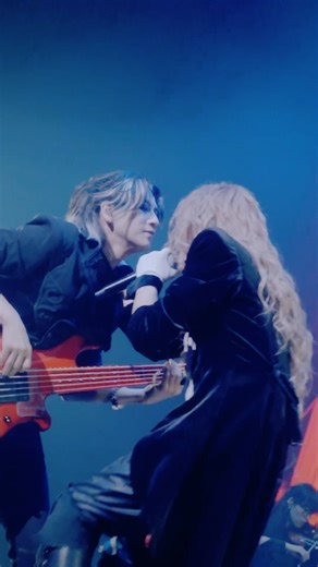 KAMIJO on Instagram: "闇夜のライオン The Masterpiece Orchestra (LIVE) A song reborn with orchestra, transcending 30 years. #KAMIJO #TheMasterpieceOrchestra #Versailles #LAREINE #JVMRosesBloodSymphony #visualkei #vkei"