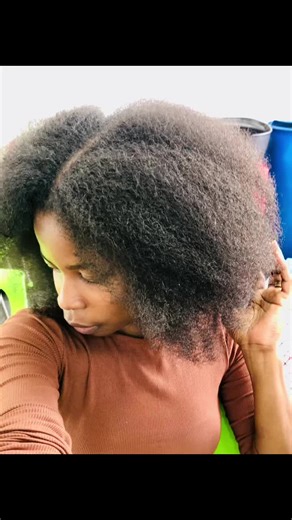 Enhance Your Natural Curls with Phine's Hair Magic Spray