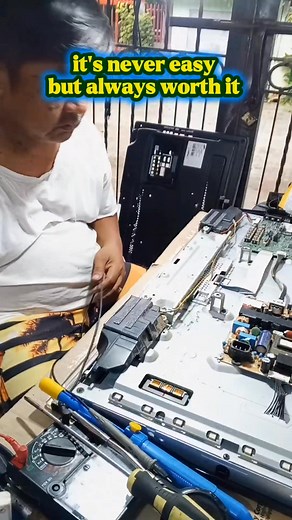7.8K views · 127 reactions | Troubleshooting in where the solution is never as simple as turning it off and on again  but in every problem there is an opportunity to learn ✨ Gawa Mula sa Alex Electronics Shop #fypreels #TVRepairExperts #repairshopservices #highlightseveryonefollowers | Rhufa Rose | Facebook