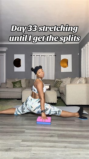 I’m flexible now lol #stretch #stretching