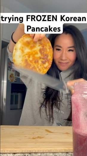 trying FROZEN Korean Pancakes from HMART #honestreview