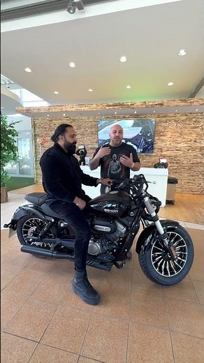 Motorradwelt Eifel / Customer with his new Benda Rock 125