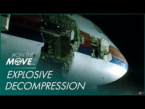 United Airlines Flight 811 Ejects Nine People After Explosive Decompression | Mayday | On The Move
