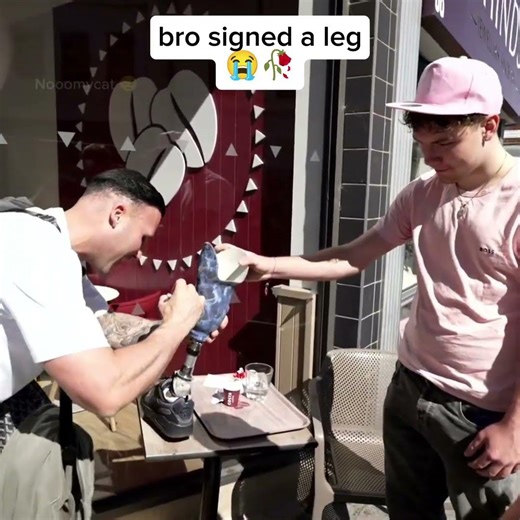 how does he shower 😭🙏 #shorts #auto