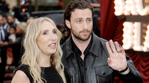 Aaron Taylor-Johnson presume de su mujer Sam en bikini a sus 58 años para felicitarla
