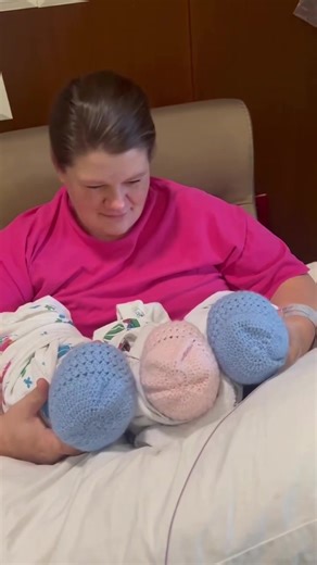 This moment 🥹 🥲 This is where I’ll go when I’m 80 #triplets #nicu | triples