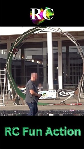 RC Monster Truck Action – Spectacular Looping! Model Building Fascination Friedrichshafen 2025