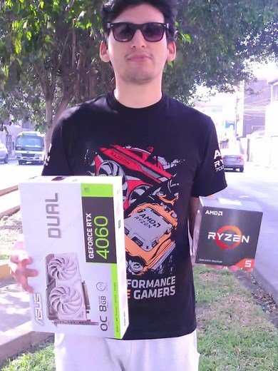 Opiniones de la nueva imagen de TG SERVICES, futuro gerente de relaciones públicas... #fypシ #viralreelsシ #fyp #Viral #serviciotecnico #pcgaming #nvidia #ryzen #mariposa