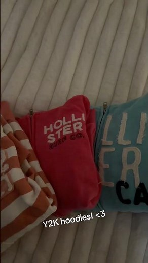 Y2K vintage Hollister and Abercrombie hoodies! 🤍🧸 #hollister #abercrombie #y2k