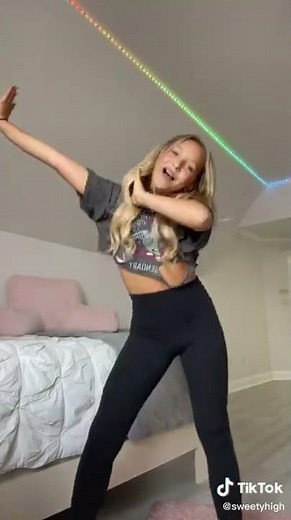 Lilliana ketchman TikTok 💞