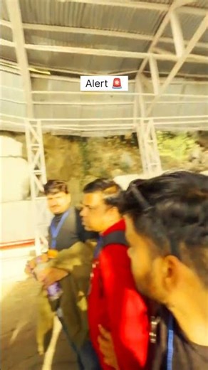 Land slide alert 🚨 vaishno Devi #katravaishnodevi #explore #ytshorts