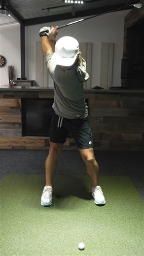 Locked in before Regionals. 💥 The USD squad dialed it up on the Full Swing Simulator before hitting the road — let’s get it, Toreros! | Full Swing