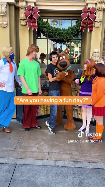 Thomas' First Meeting with Mystery Inc | Autism Awareness