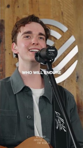 "All glory to the King of kings" - ‪@VILLEworship‬