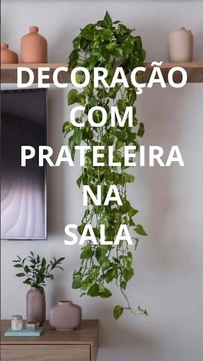 DECORAÇÃO COM PRATELEIRA NA SALA