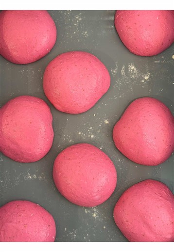 How to Make Pink Pizza Dough at Home
