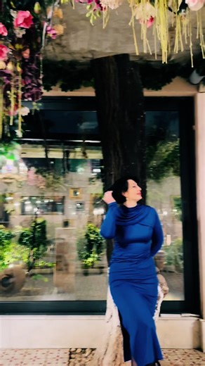 Llife of a Lecturer: Balancing Teaching and Students