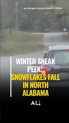 Snow falls in North Alabama