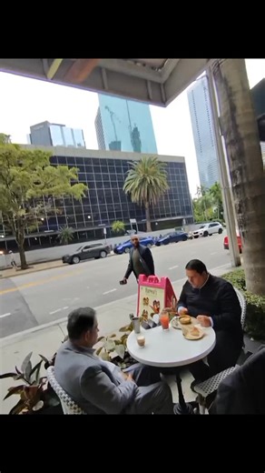 Happea’s on Instagram: "From cold shoulder to warm welcome - hospitality that brings them back next day! Love is the best sales strategy. 💛 #HospitalityMasterclass #CustomerLove #FoodWithHeart #ViralReel #MediterraneanEats"