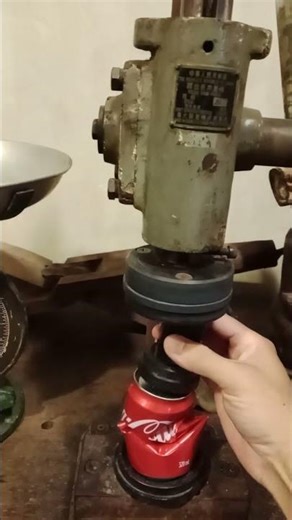 Coca Cola Cans Crusher