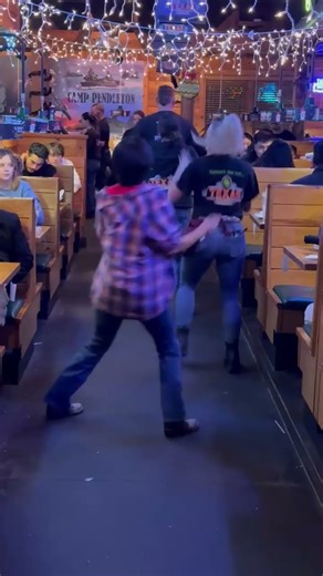 Texas Roadhouse Footloose Line Dance