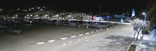 Vela Luka - center, Vela Luka, [ Right now, LIVE ] LiveStreaming cameras from Croatia - LiveCamCroatia, Explore Croatia