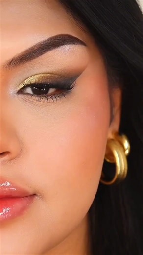 easy eye makeup for beginners #shortsviral #shortsmakeup #shorts