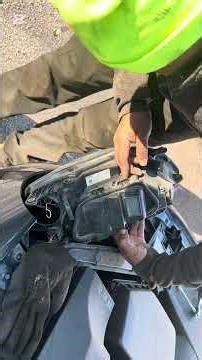 volvo v40 headlight bulb replacement