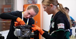 Young Women In Engineering (YoWIE) | School of Engineering & Technology - UNSW Canberra