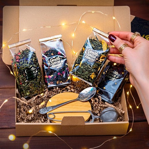 Best Useful Tea Set Packed With Love, Gift Set – 4 Loose Leaf Teas With Infuser, Bamboo Stand and Spoon - Etsy