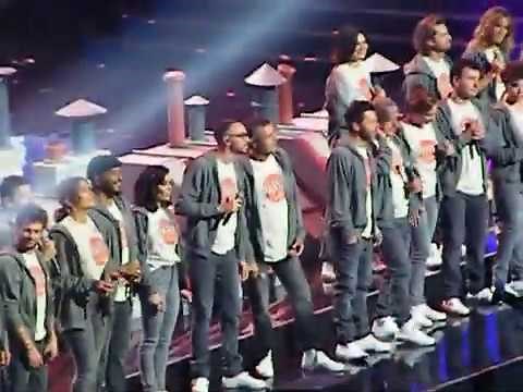 Les enfoirés - A côté de toi + La chanson des Restos - 19/01/2020