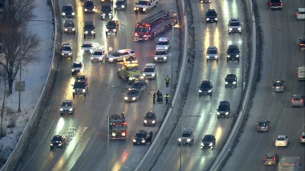Chicago traffic, today: Multi-vehicle crash partially shuts down inbound I-90"94 Kennedy Expressway near Division Street Wednesday