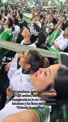 💚🤍
